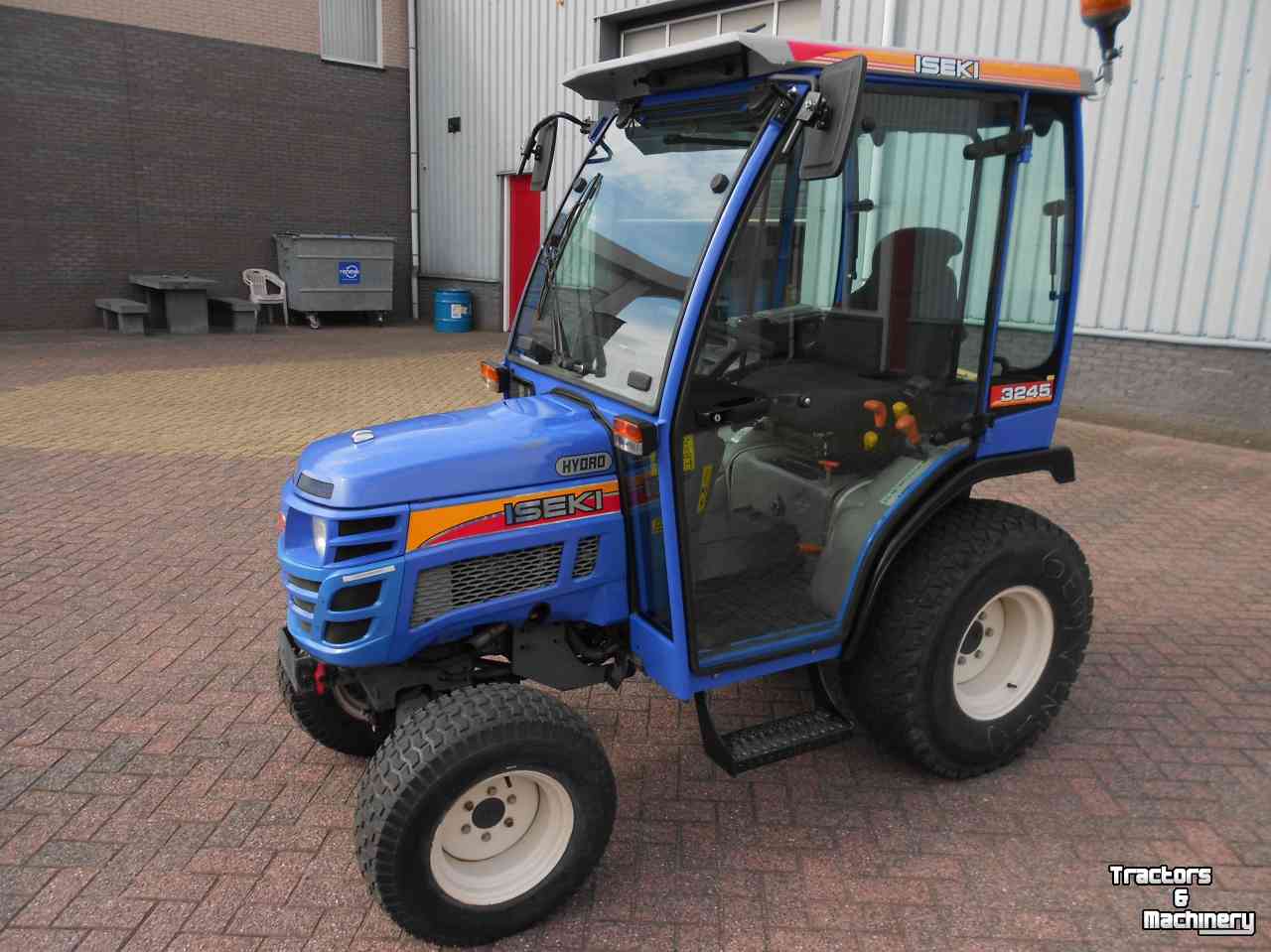 Tracteur pour horticulture Iseki 3245