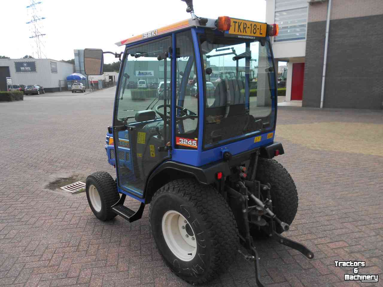 Tracteur pour horticulture Iseki 3245