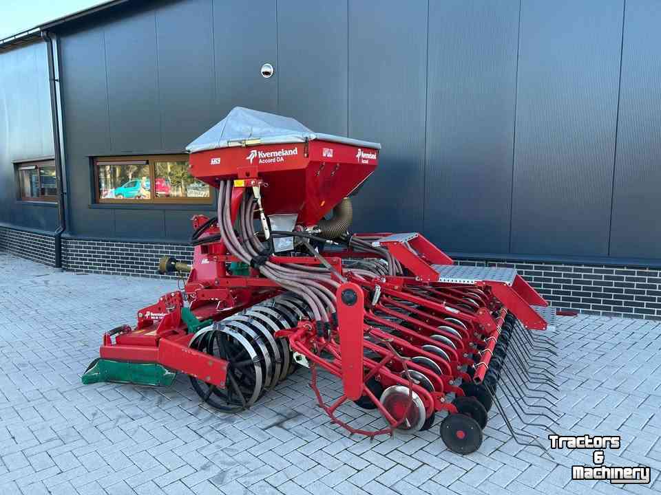 Semoir Kverneland Zaaicombinatie Rotorkopeg NG-M 140 & DA Pneumatische zaaimachine