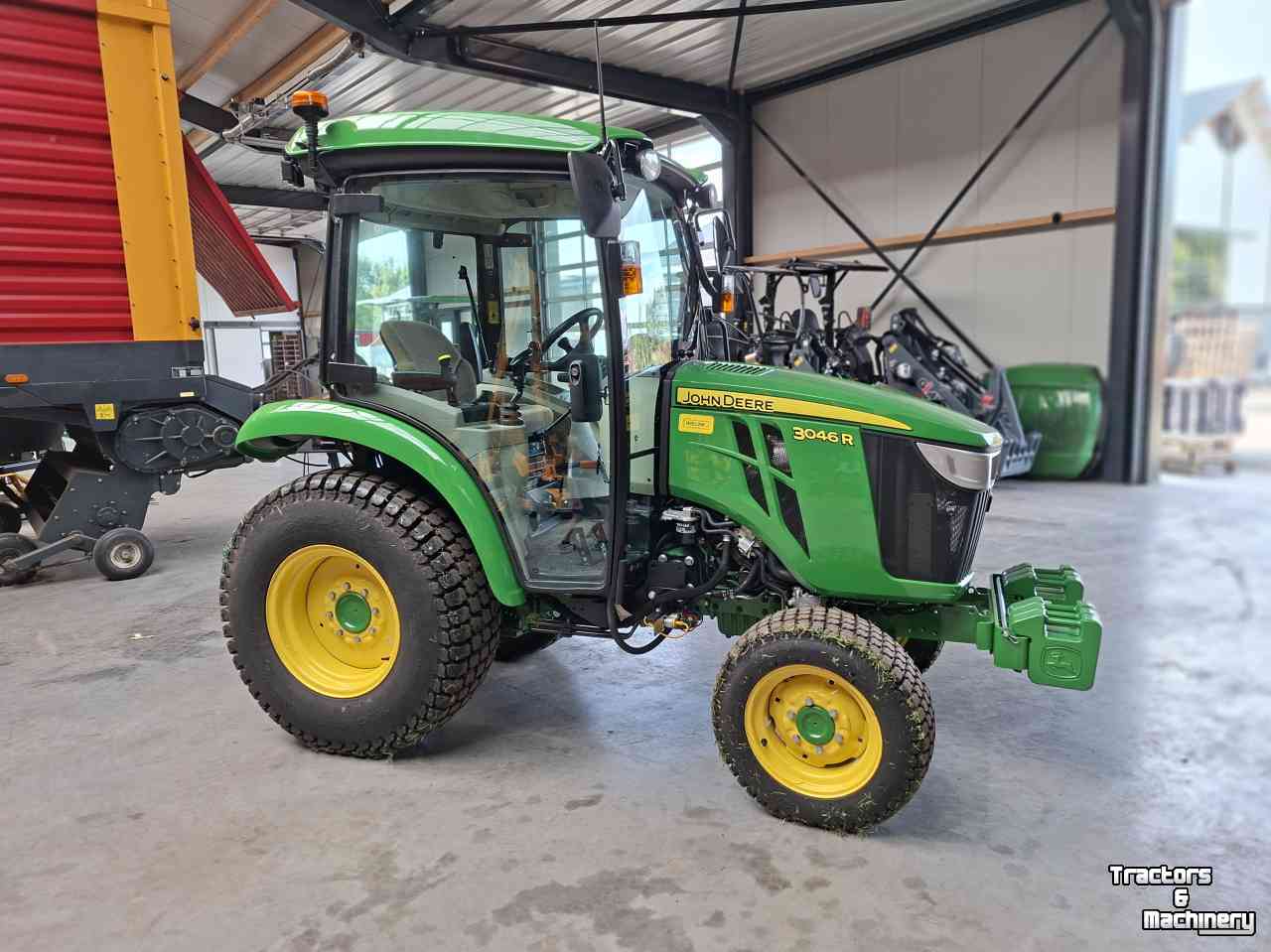 Tracteur pour horticulture John Deere 3046R
