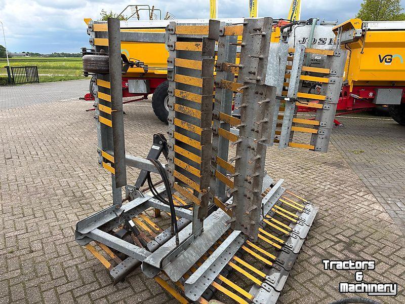 Aérateur de prairie Joskin EB 480 R 3S