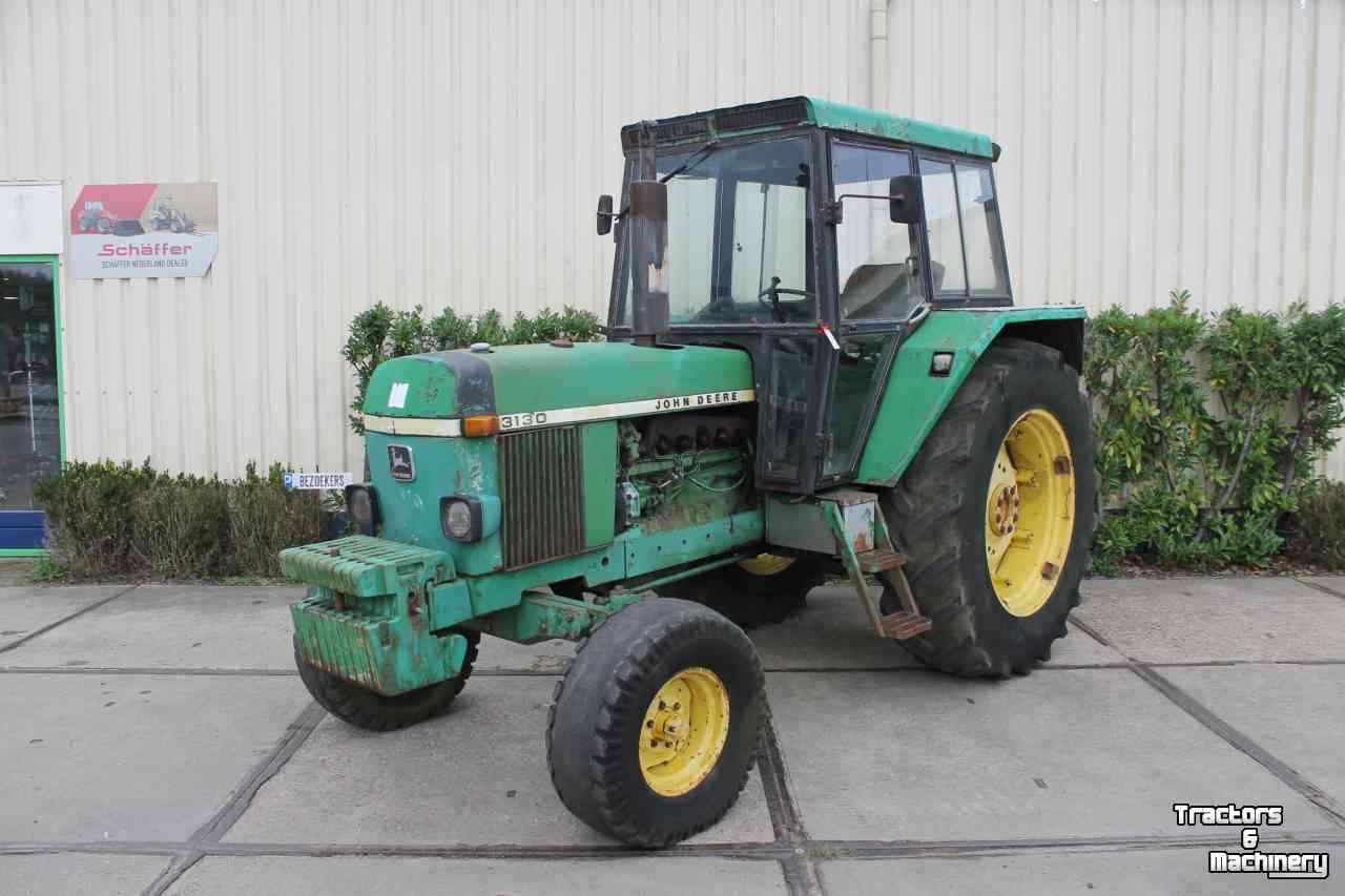 Tracteur John Deere 3130 2wd VCE cabine trekker John-Deere tractor 6-cilinder Hi-Lo