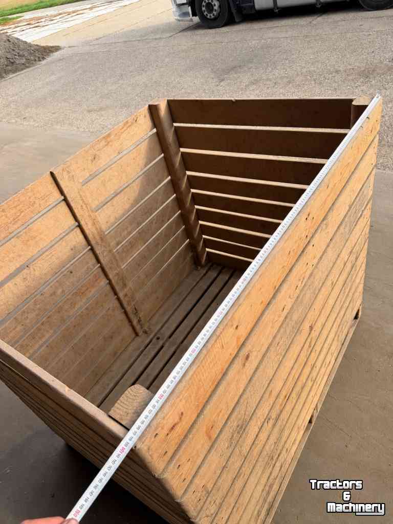 Caisses cubiques  Tons, kisten