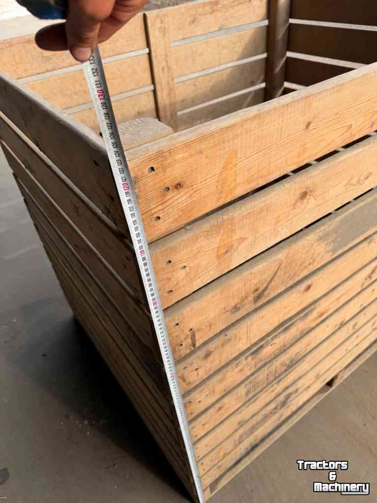 Caisses cubiques  Tons, kisten