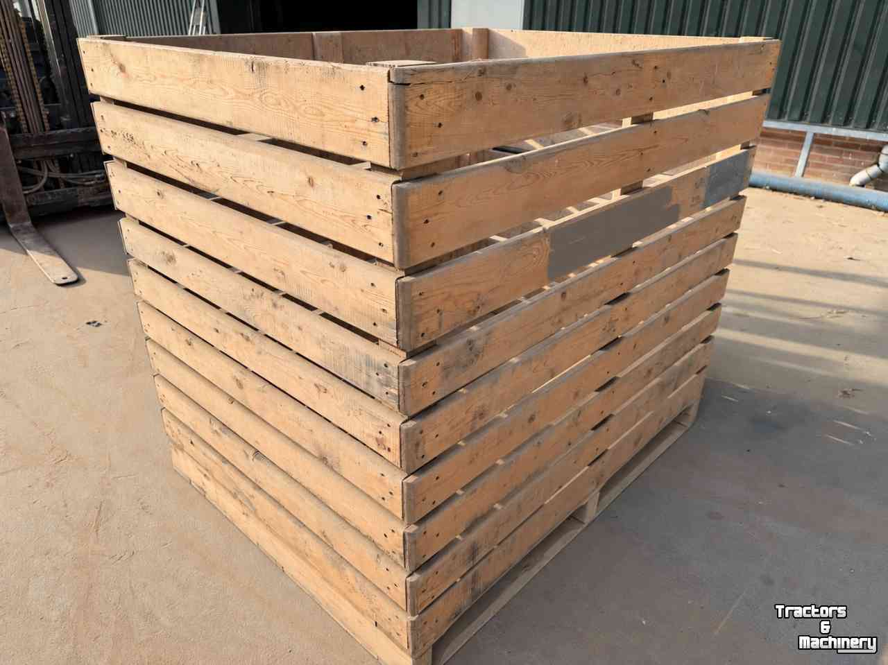 Caisses cubiques  Tons, kisten