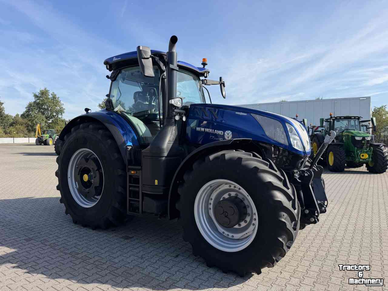 Tracteur New Holland T7.315HD PLMi 2025 320 UUR + GPS DEMO!!!