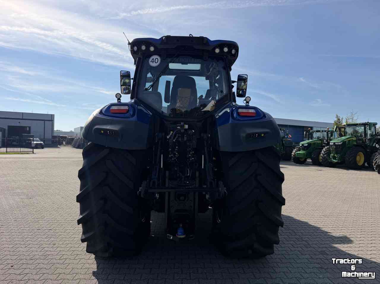 Tracteur New Holland T7.315HD PLMi 2025 320 UUR + GPS DEMO!!!