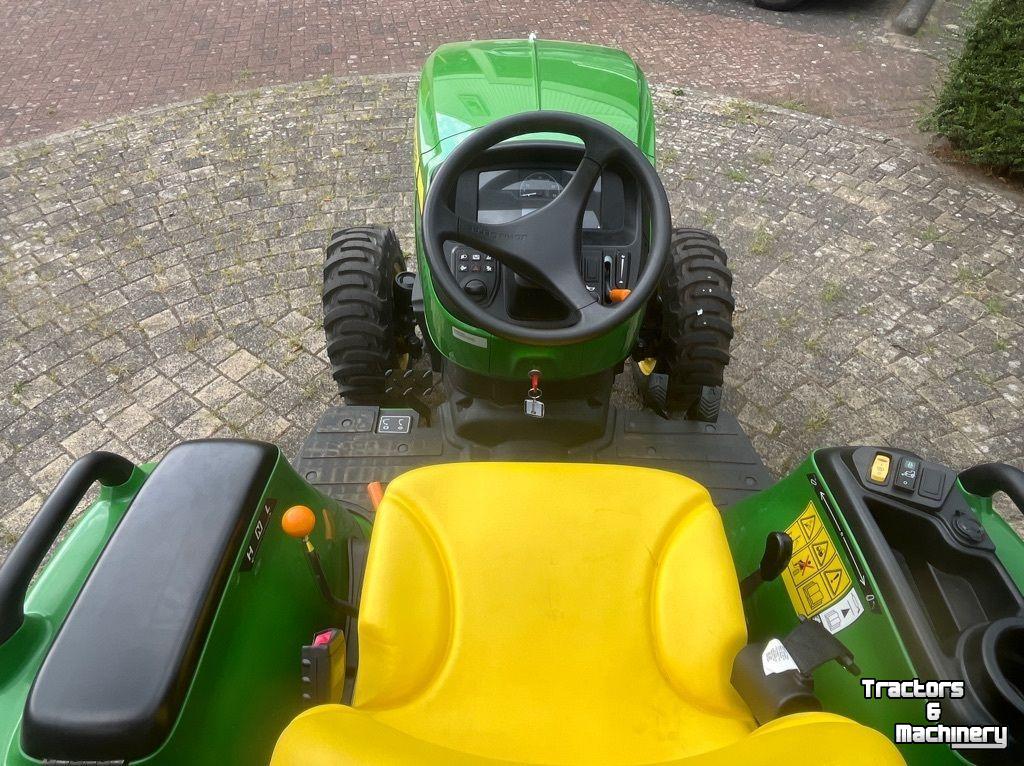 Tracteur pour vignes et vergers John Deere 3038E