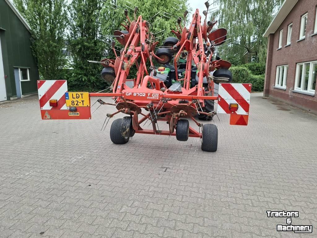 Faneur Kuhn schudder GF8702T