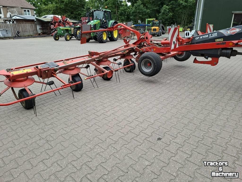 Faneur Kuhn schudder GF8702T