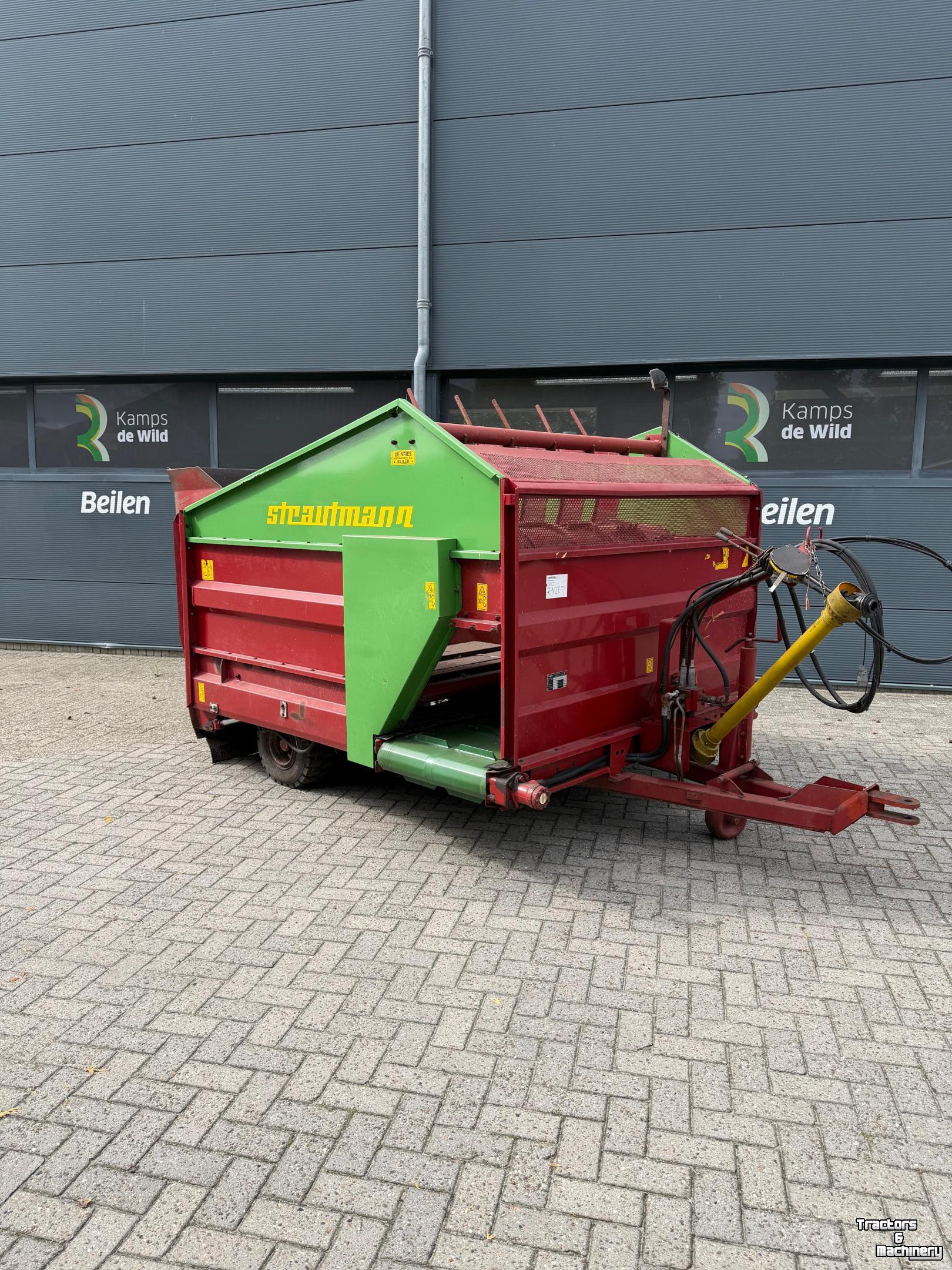 Distributeur de fourrage en bloc Strautmann BVW