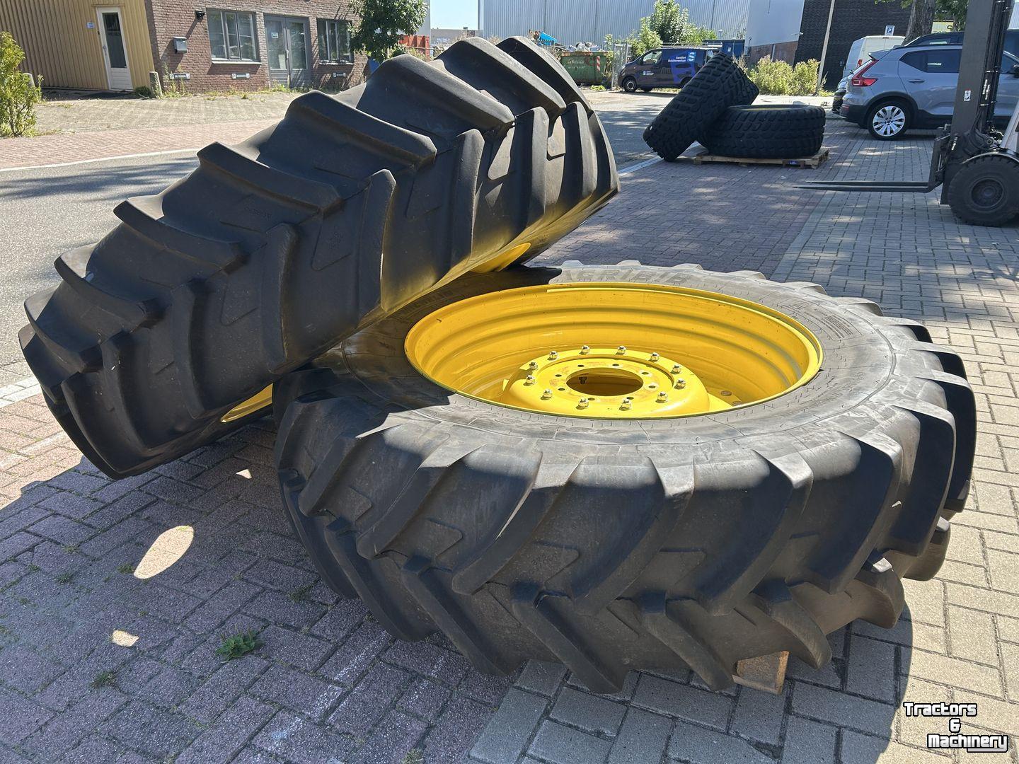 Roues, Pneus, Jantes, Barillets Jumelage Michelin Banden Michelin