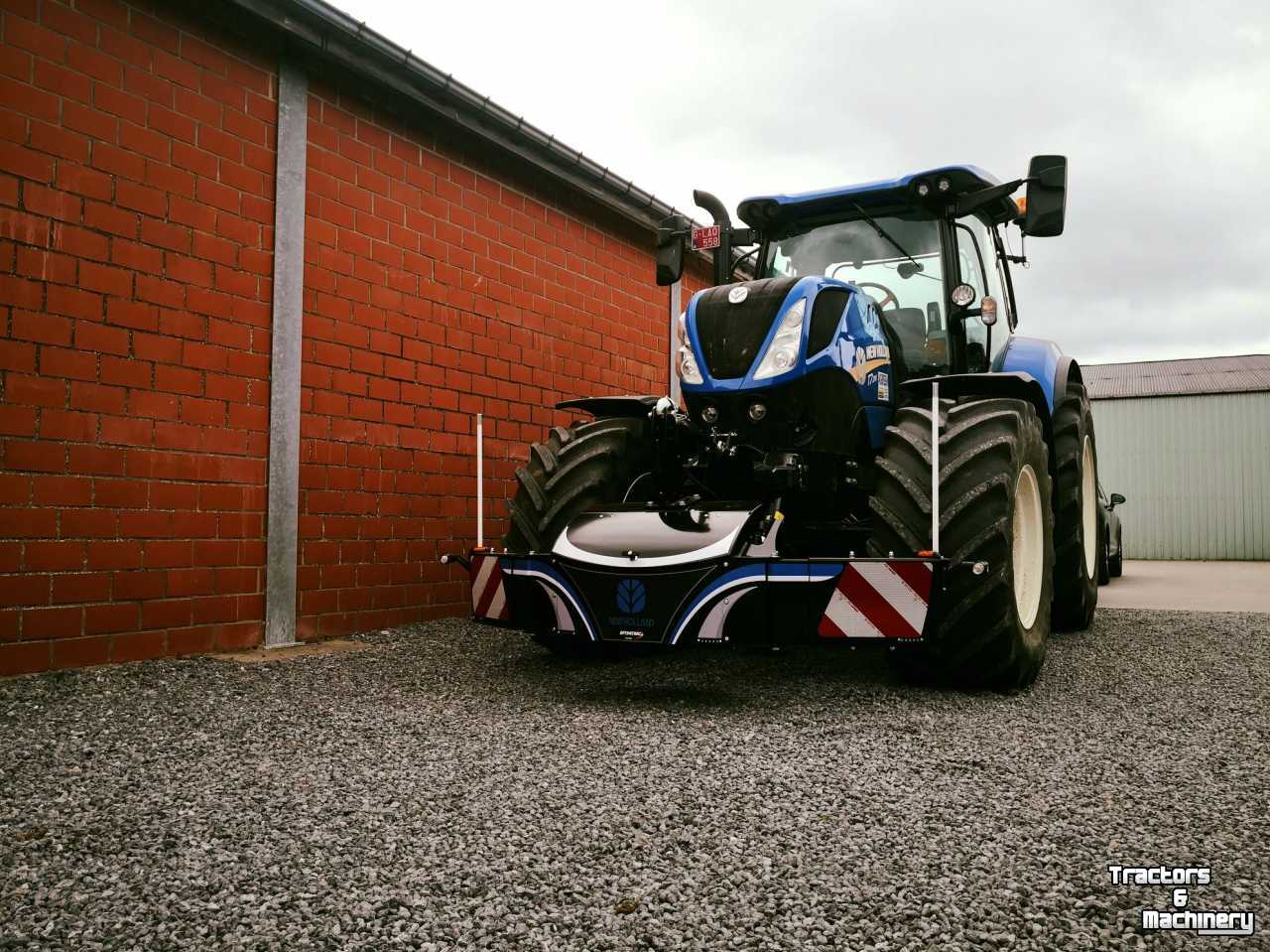 Poids frontaux New Holland Frontgewicht Frontweight  Bumper Tractor New Holland
