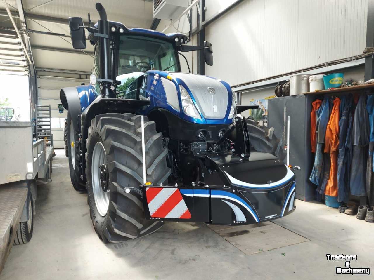 Poids frontaux New Holland Frontgewicht Frontweight  Bumper Tractor New Holland