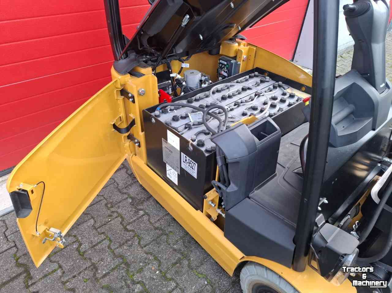 Chariot élévateur Caterpillar EP14ANT