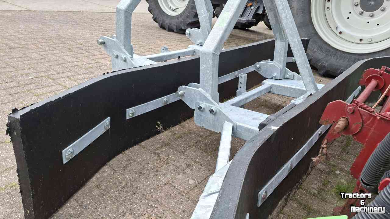 Autres équipements pour rue, entretien des accotements et des fossés Zocon RS270 rubberschuif