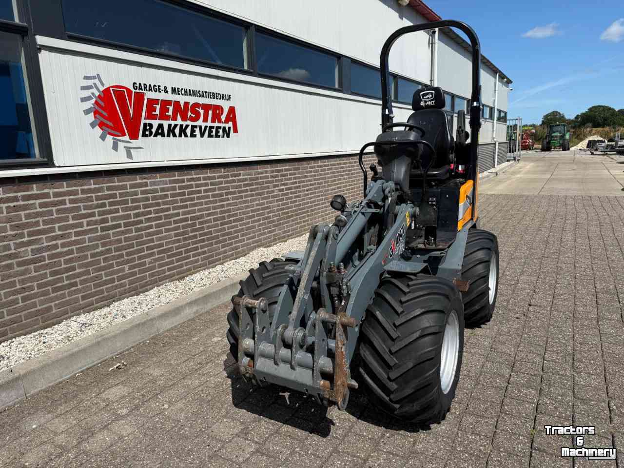 Chargeuse sur pneus Giant G1500 X tra