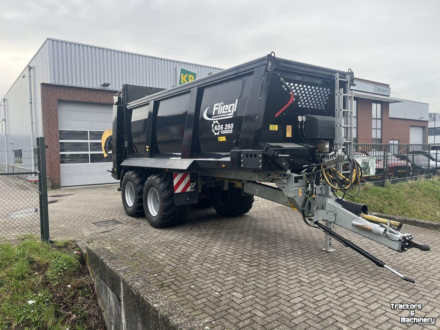 Epandeur de fumier Fliegl KDS 260
