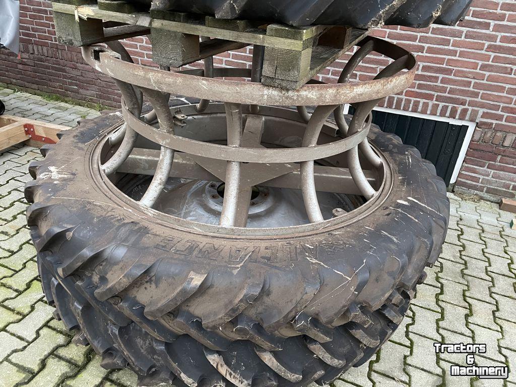 Roues, Pneus, Jantes, Barillets Jumelage Alliance Case Mx 150 - 170 cultuurwielen