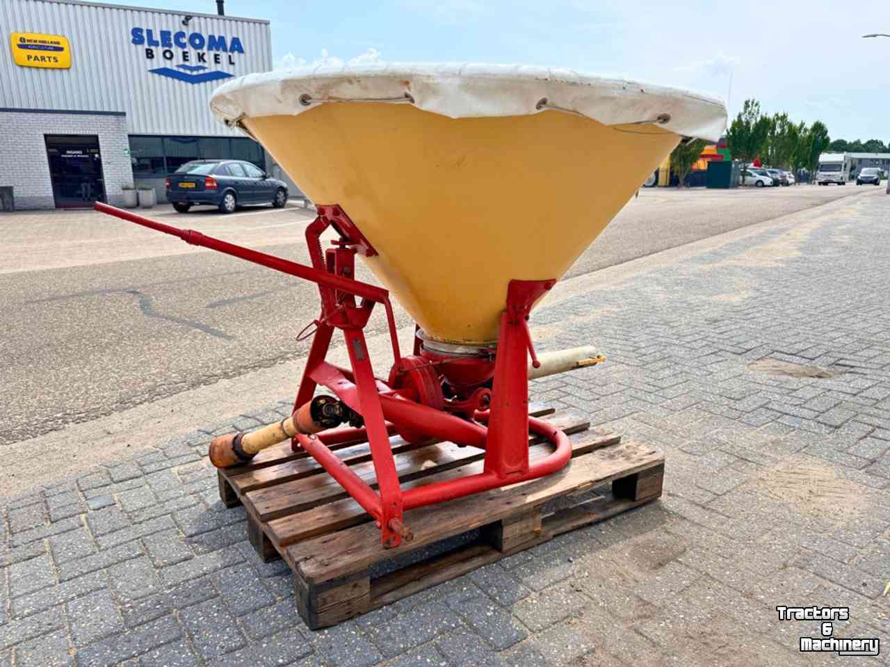 Distributeur d‘engrais Vicon PS603 Pendelstrooier