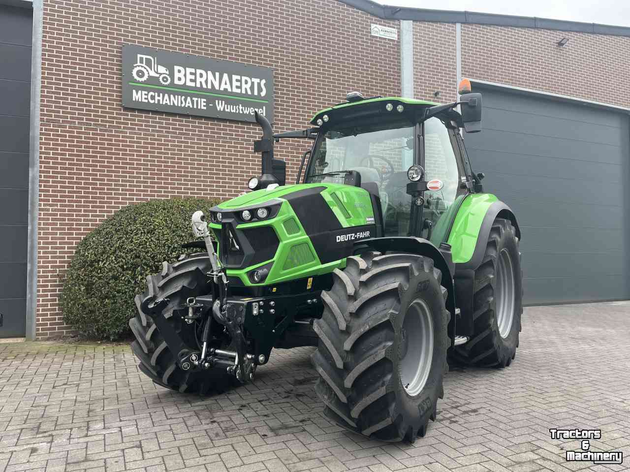Tracteur Deutz-Fahr 6130.4 TTV