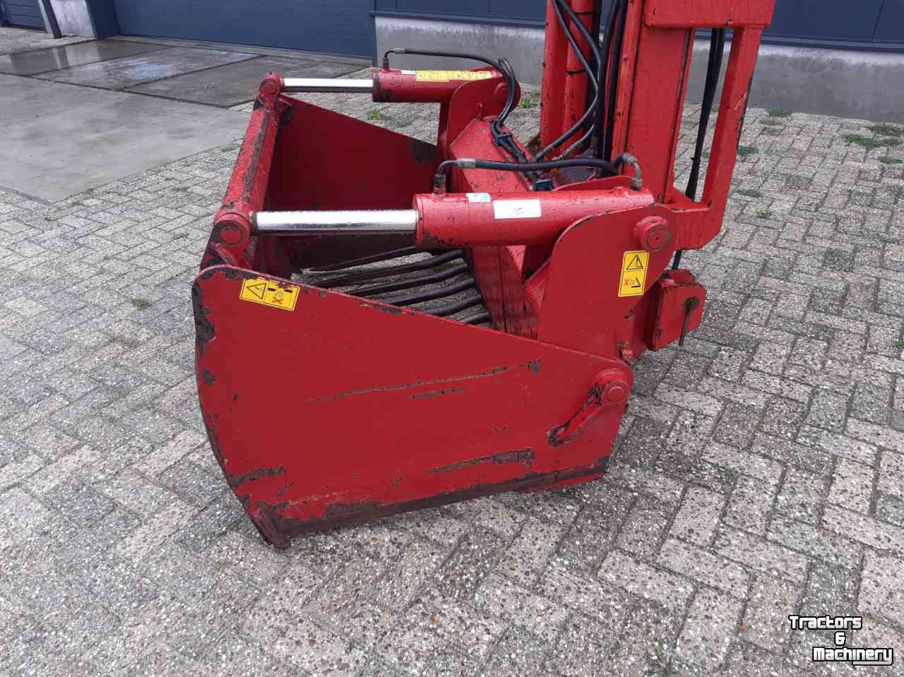 Coupe-blocs d'ensilage Strautmann 232