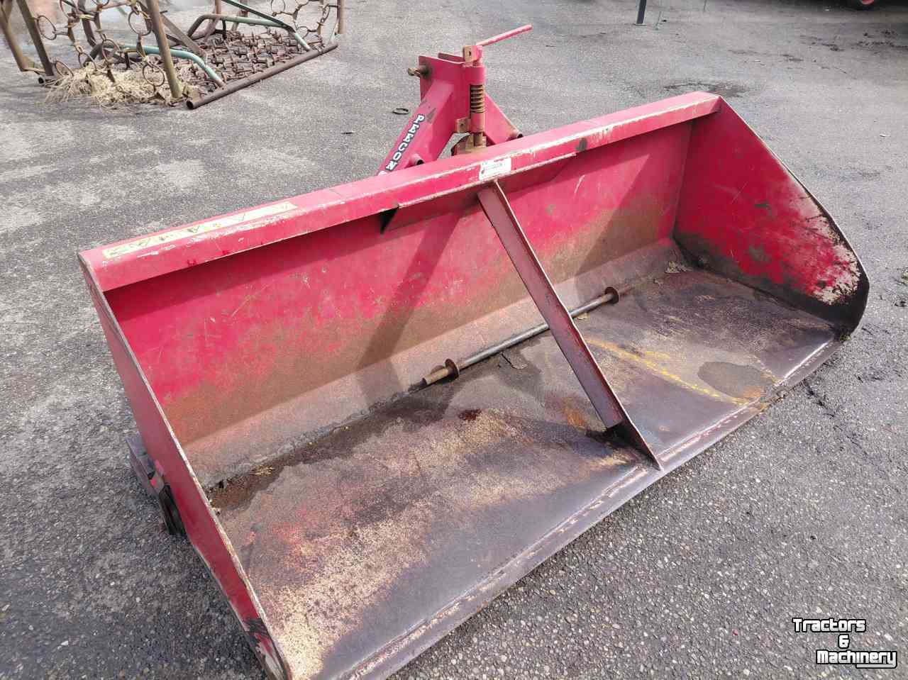 Transport godets de tracteur Peecon TB 225