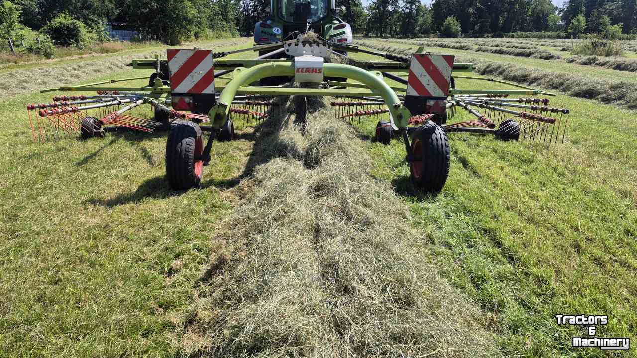Andaineur Claas Liner 2800