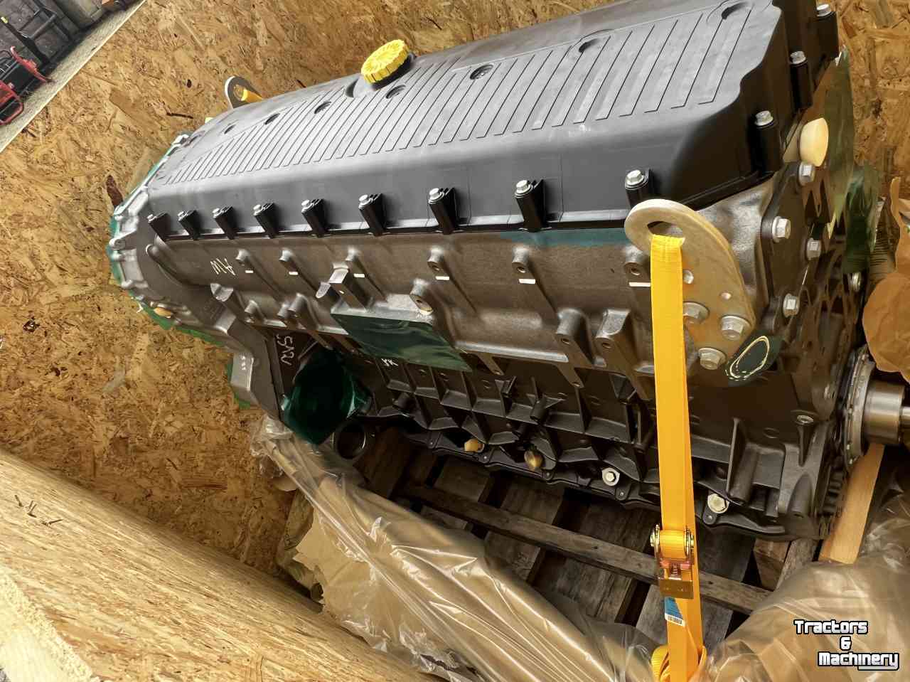 Moissonneuse batteuse Case-IH FPT Motor Long Block 6cil F3BFE613D Parts no:5802216957R