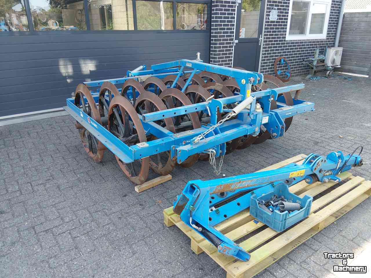 Rouleau compacteur latérale / avant Rabe DUPA 900/17 W-255 45 graden Vorenpakker voor 5 schaar ploeg