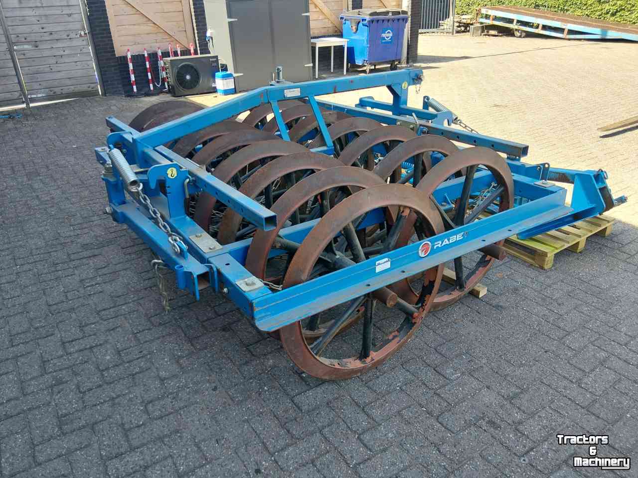 Rouleau compacteur latérale / avant Rabe DUPA 900/17 W-255 45 graden Vorenpakker voor 5 schaar ploeg