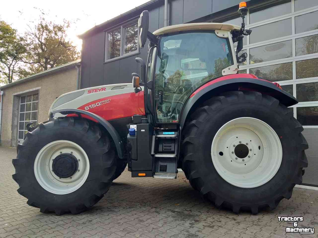 Tracteurs Steyr 6150 profi classic