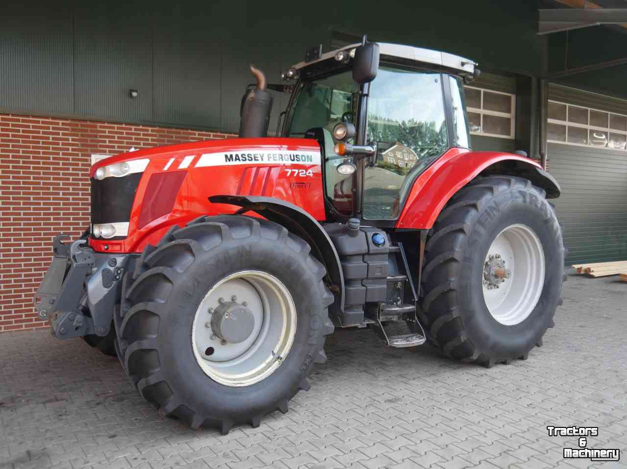 Tracteur Massey Ferguson 7724 Dyna-VT