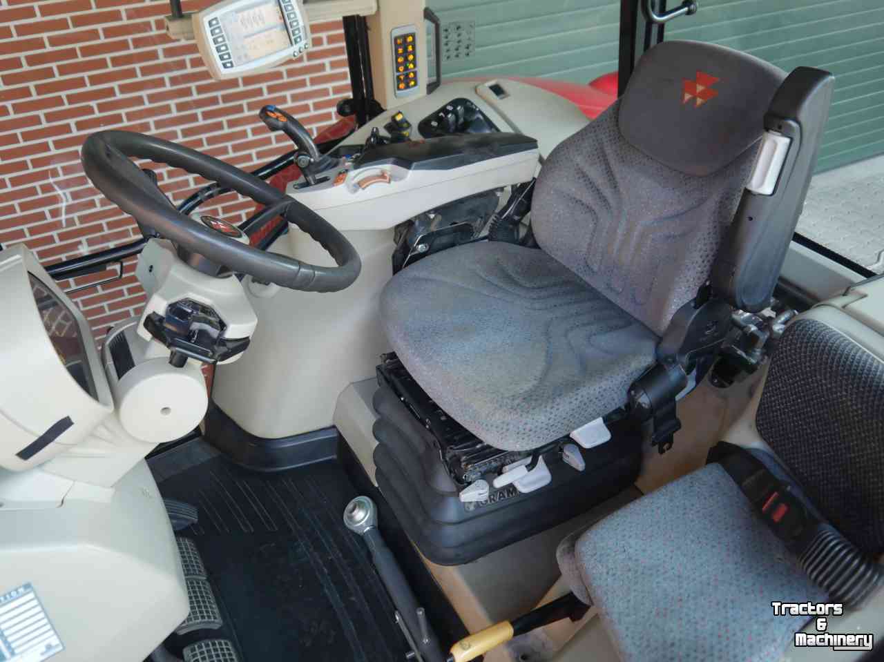 Tracteur Massey Ferguson 7724 Dyna-VT