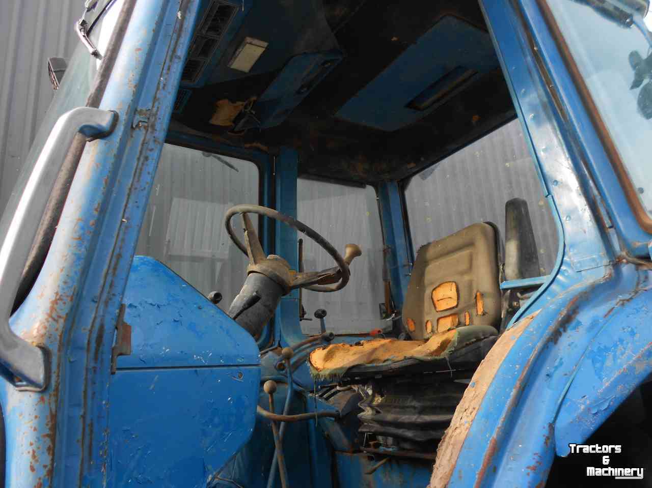 Tracteur Ford tw 10
