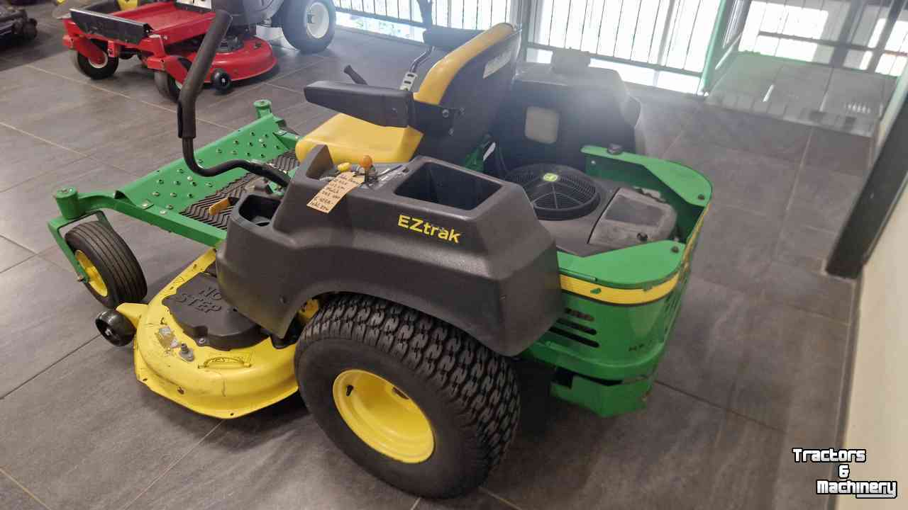 Tracteur Tondeuse Autoporté John Deere Z425