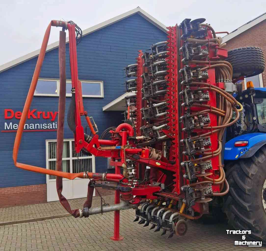 Distributeur à tuyau flexible trainé Roelama Condor
