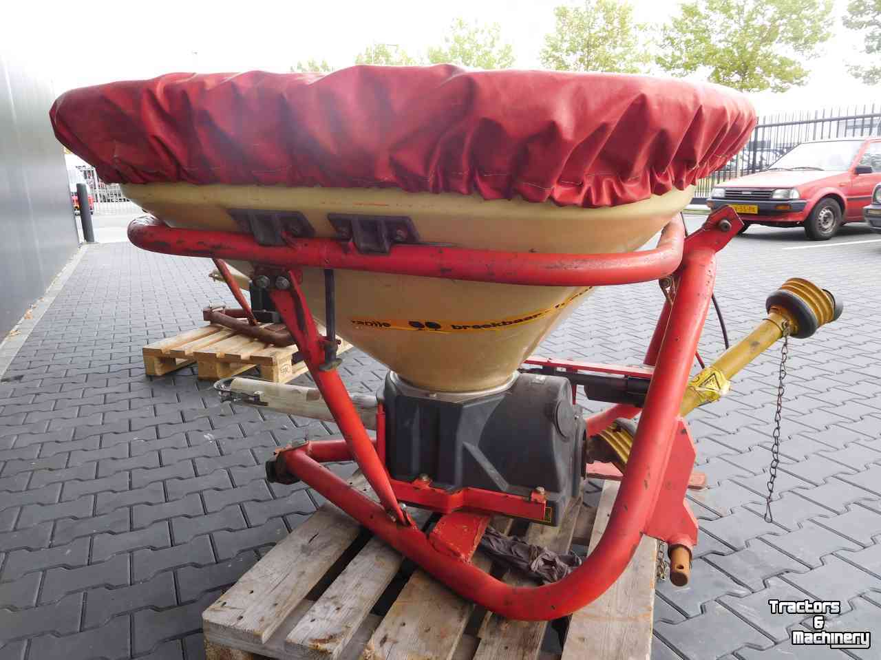 Distributeur d‘engrais Vicon Pendelstrooier