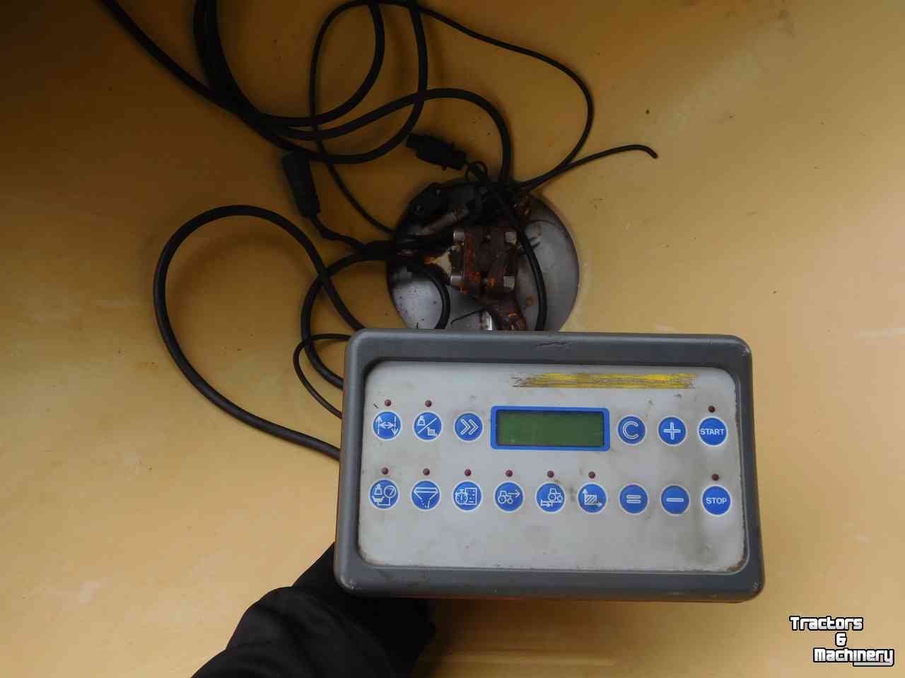 Distributeur d‘engrais Vicon Pendelstrooier