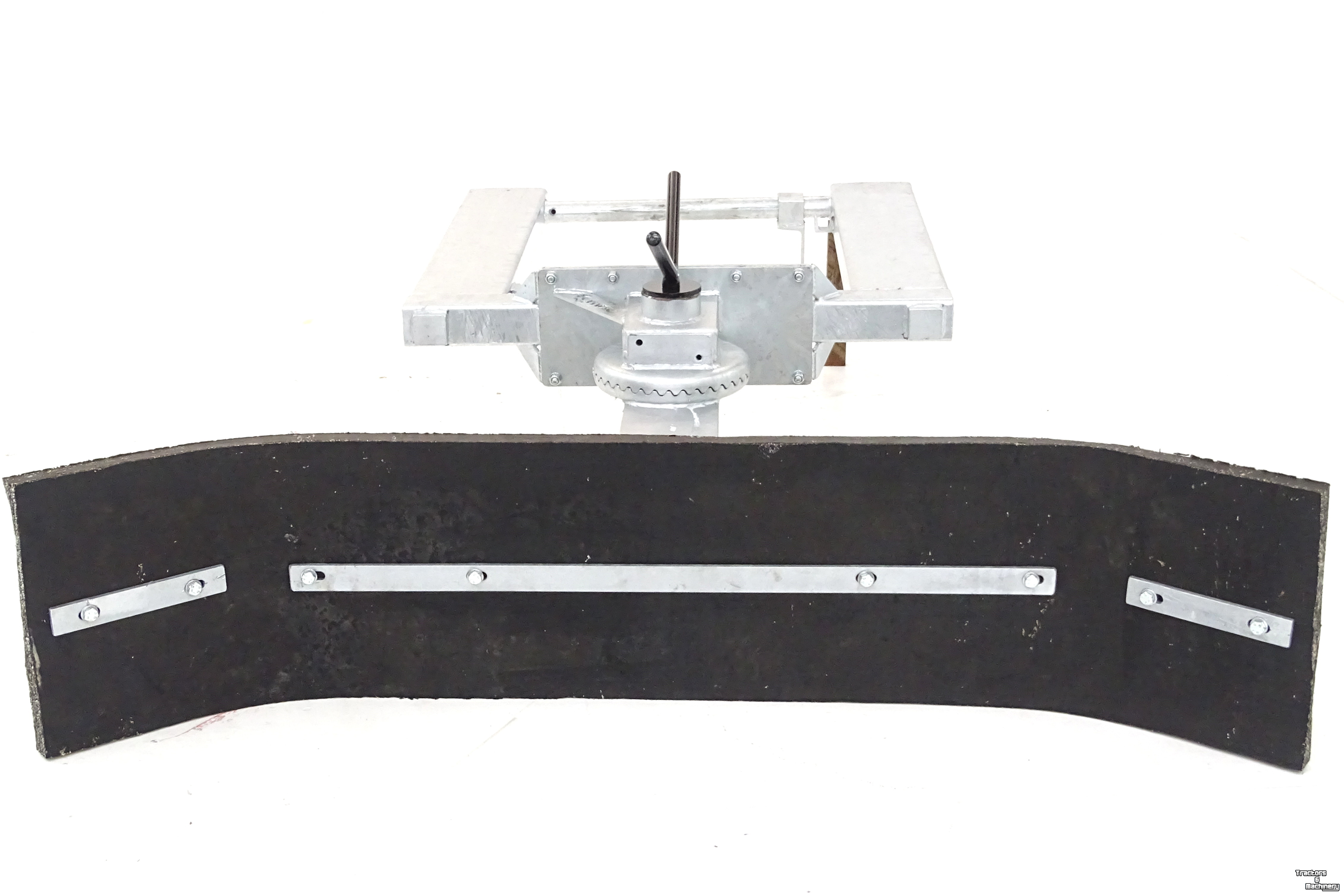 Autres matériel de fourrage et accessoires Qmac Modulo Rubber feed scraper 180cm hookup palletforks