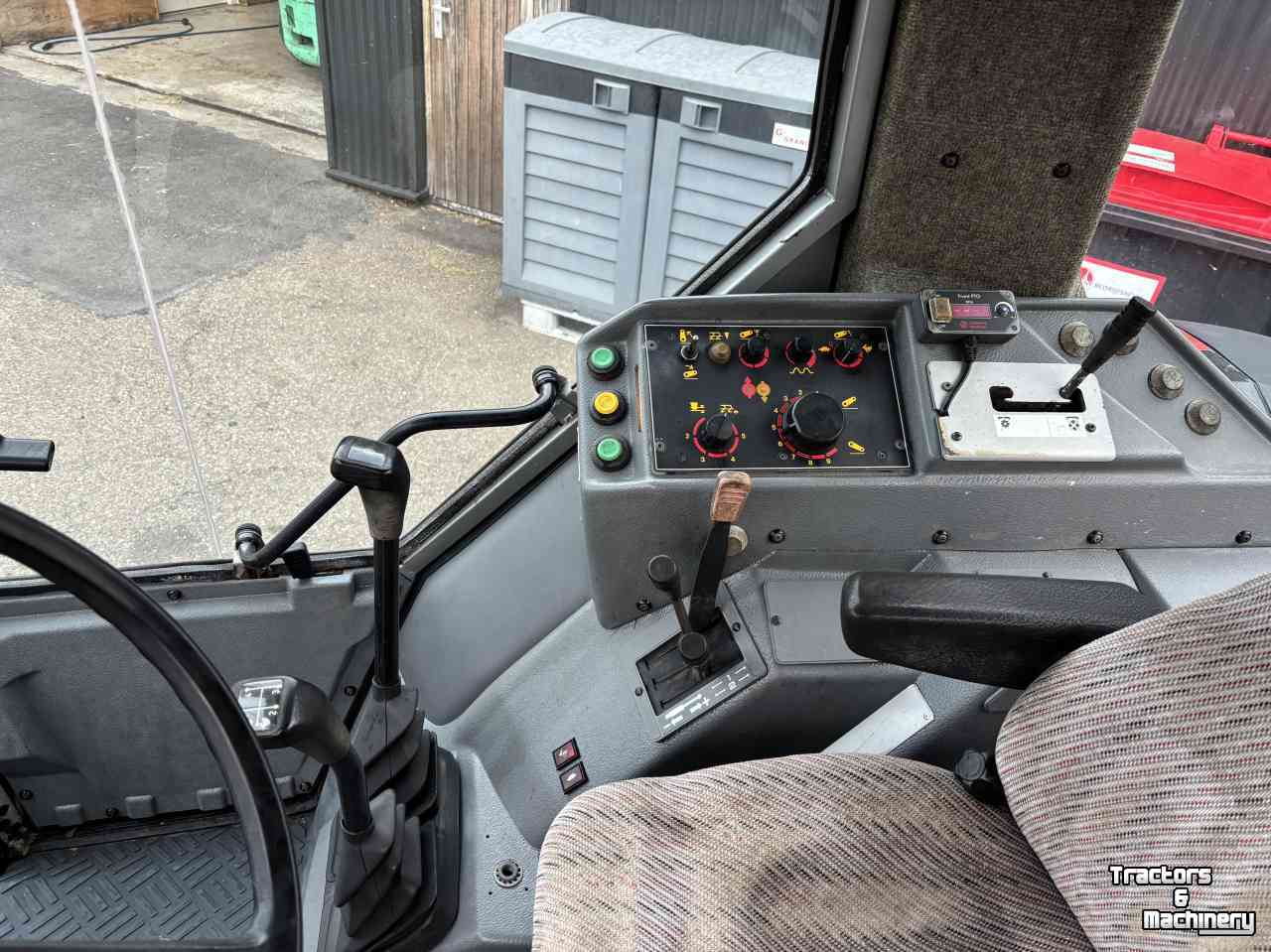 Tracteur Massey Ferguson 3060 16x16 speedshift
