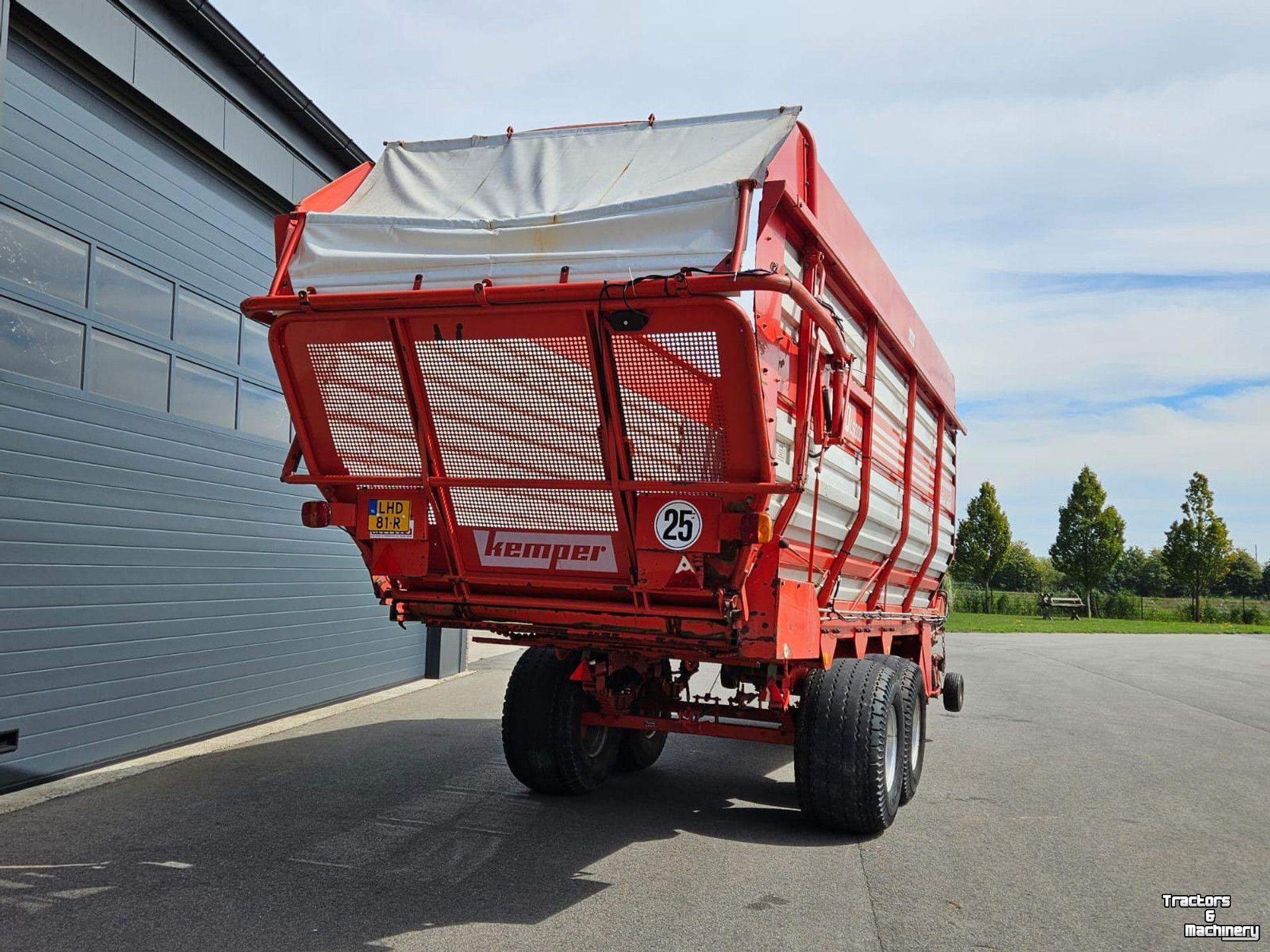 Benne d‘ensilage Kemper CARGO L 9000 Cargo L9000 Opraapwagen