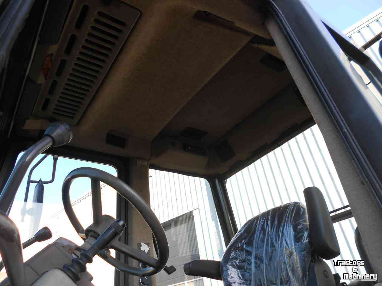 Tracteur Renault 103-54