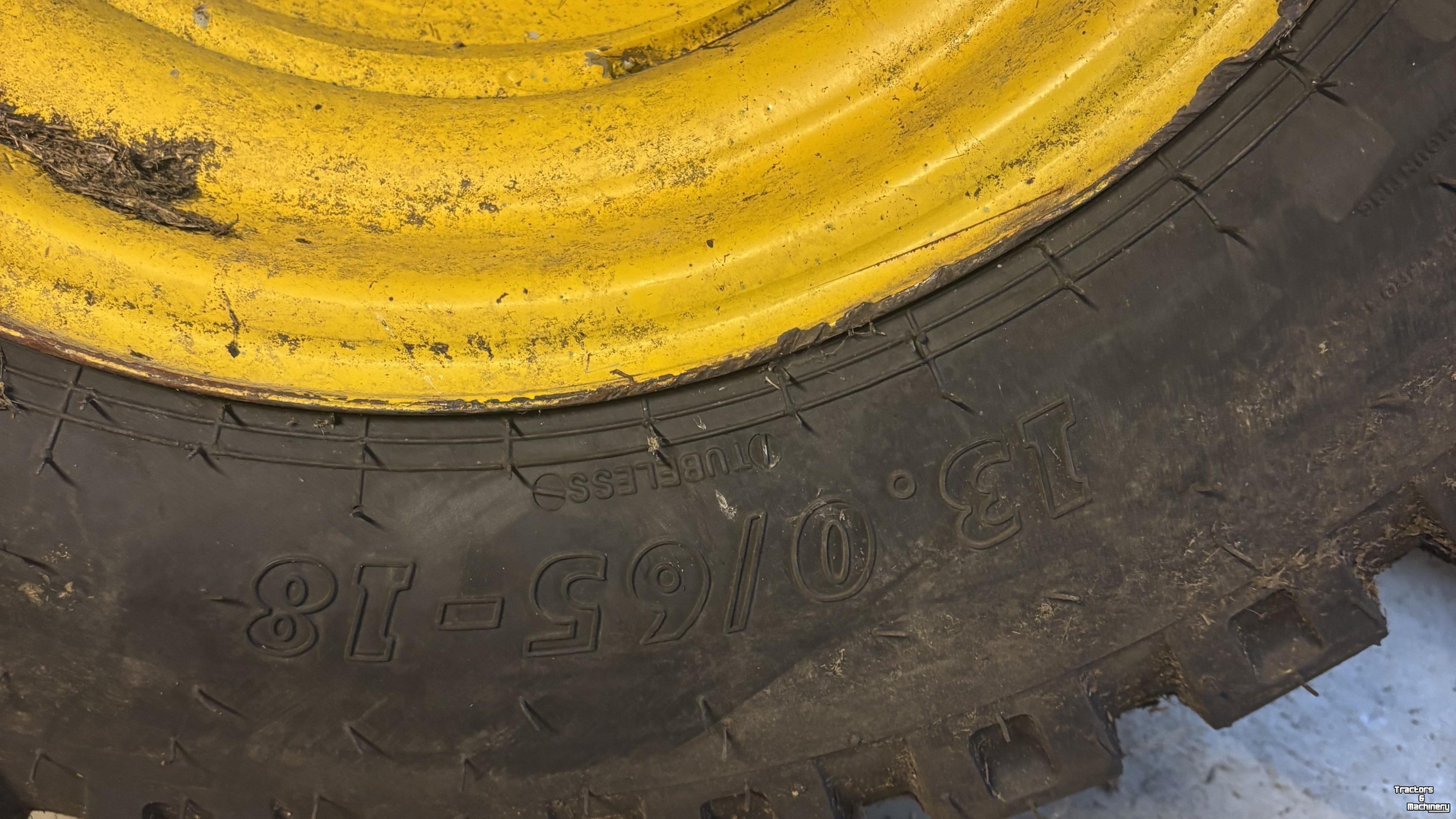 Roues, Pneus, Jantes, Barillets Jumelage BKT BKT 13.065X18 BKT AW702 WIEL 8-221-275