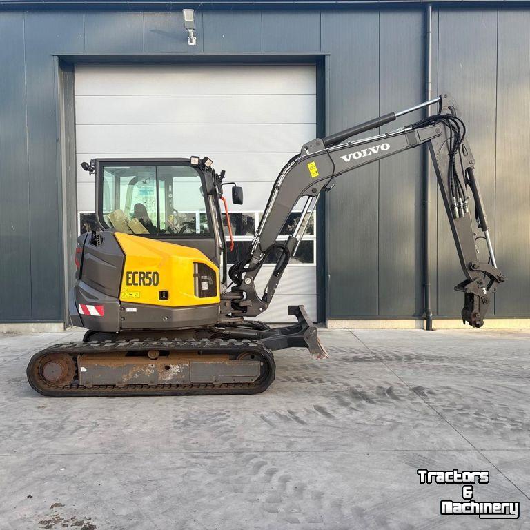 Mini pelleteuse Volvo ECR50F met Airco!!!