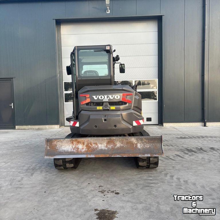 Mini pelleteuse Volvo ECR50F met Airco!!!