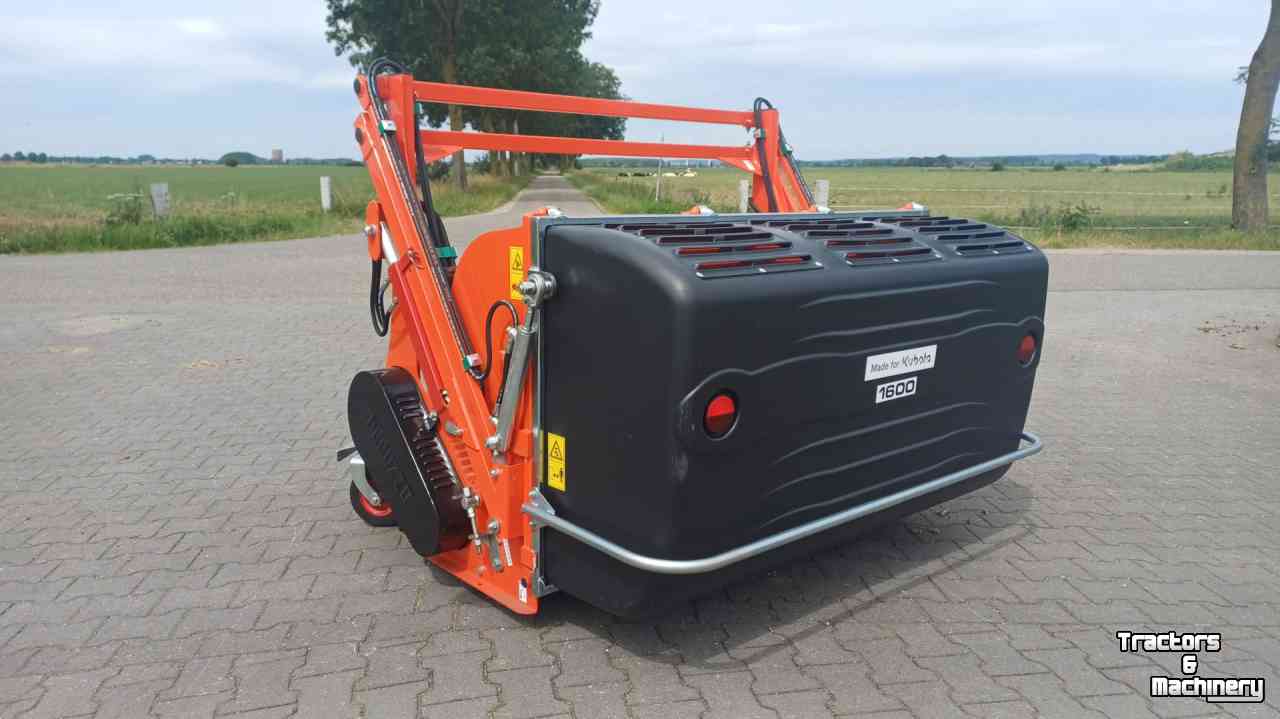 Rotobroyeur Kubota Koala 1600 pro klepelmaaier  Kubota Peruzzo