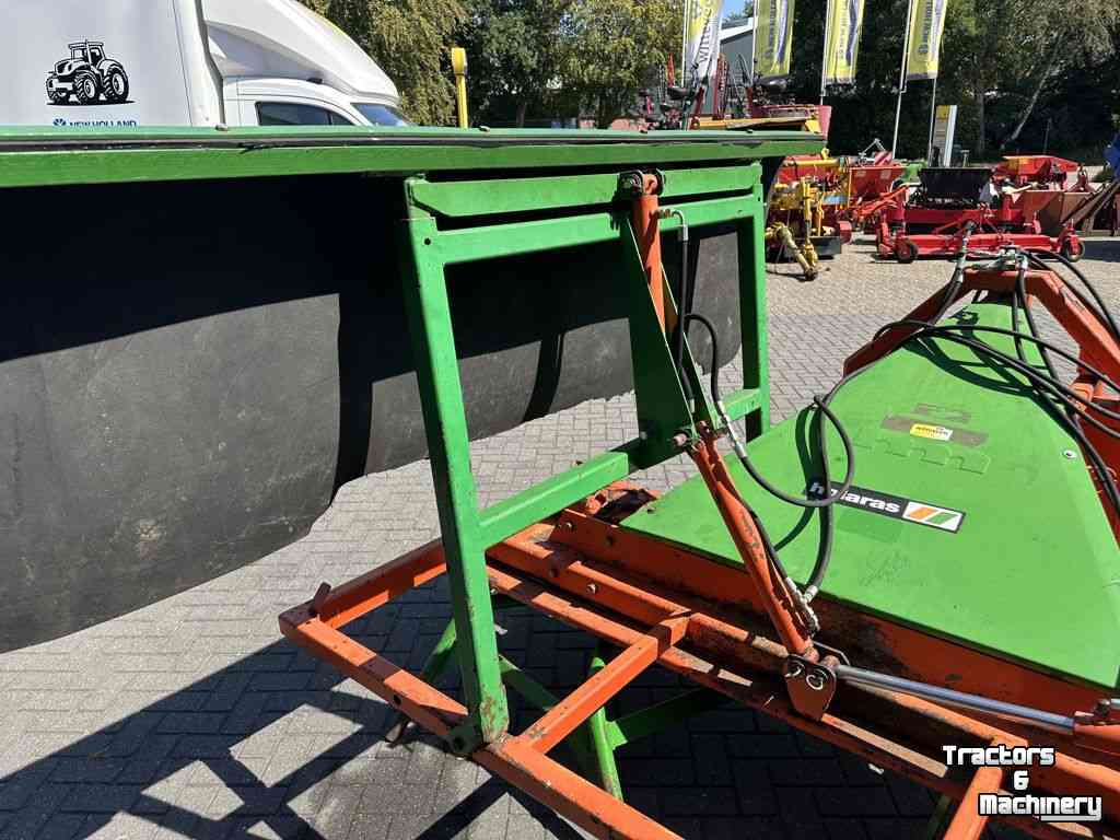 Eparpilleur de fourrage Holaras Jumbo HK-HUS Kuilverdeler