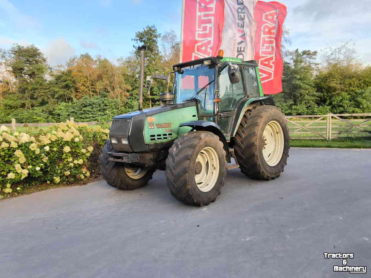 Tracteur Valtra 6000