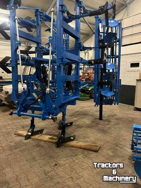Cultivateur Lemken Kristall 9-600